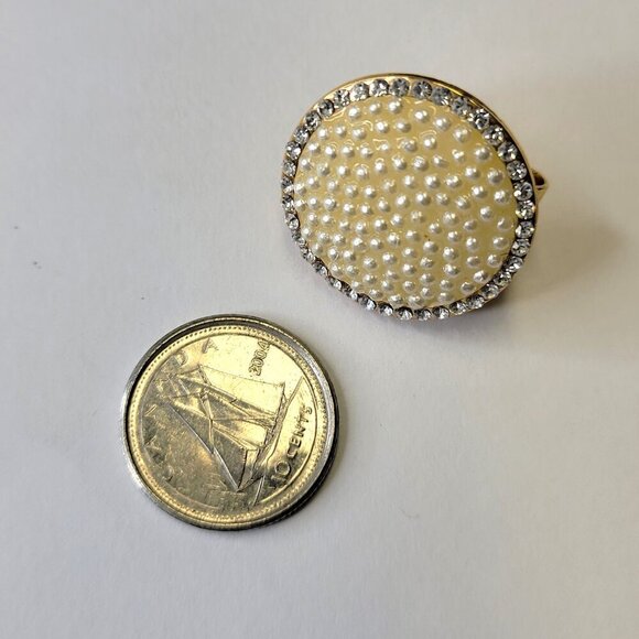 Round Crystal Studded Earrings - Picture 5 of 6